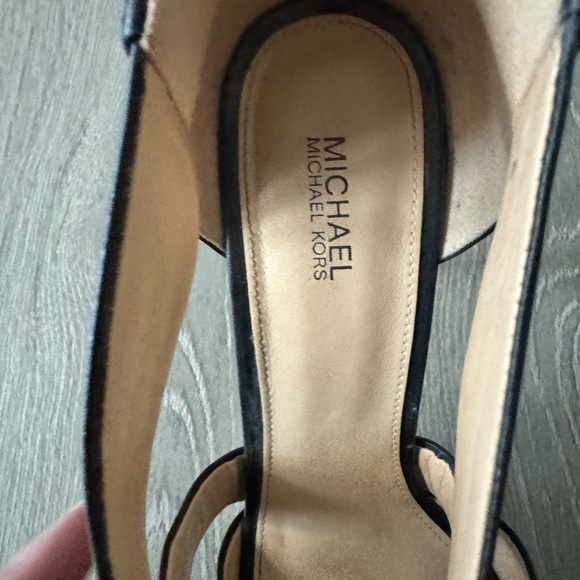 Michael Kors Black Heel - Picture 2 of 5